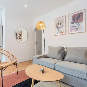lille-centre-apartment-6p-3ch.lillehotels.org/